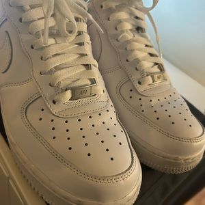 Nike Air Force 1